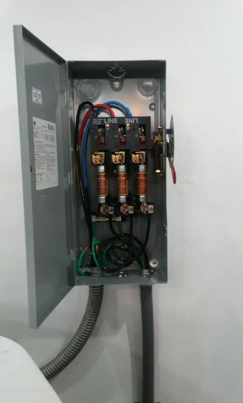 Three-phase disconnect switch installed for Electrical Wiring & Rewiring in Northvale